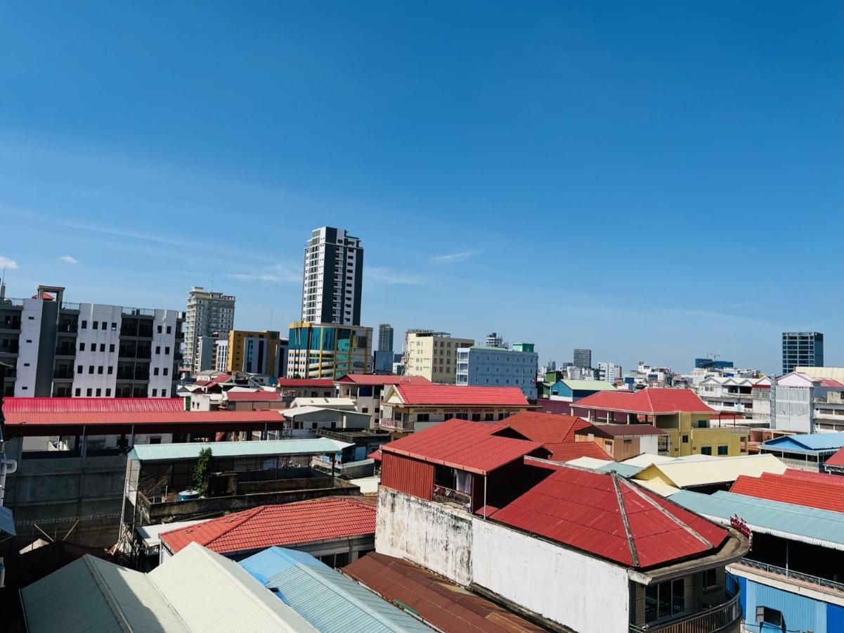 Chung Hsin Hotel 中信酒店 Phnom Penh Exterior foto