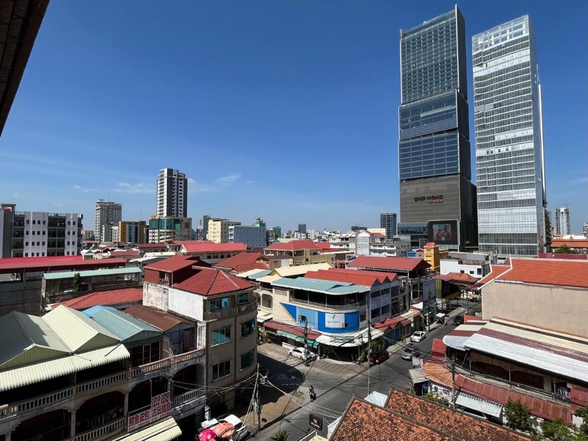 Chung Hsin Hotel 中信酒店 Phnom Penh Exterior foto